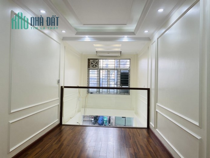Hoa Bằng Nhà mới king kong ngõ rộng nông hai thoáng DT 44m 5 T giá nhỉnh 5,5 tỷ