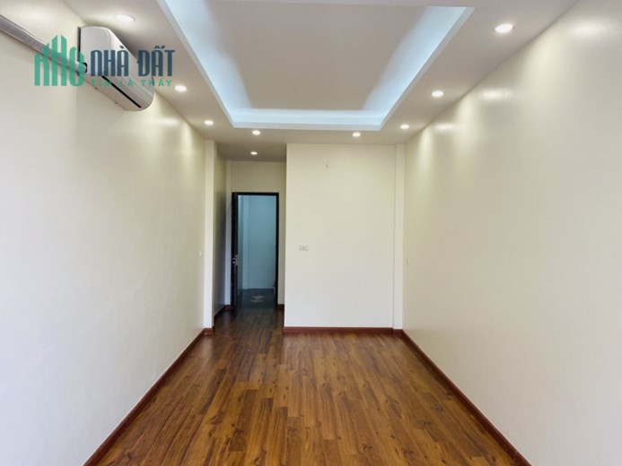 Hoa Bằng Nhà mới king kong ngõ rộng nông hai thoáng DT 44m 5 T giá nhỉnh 5,5 tỷ