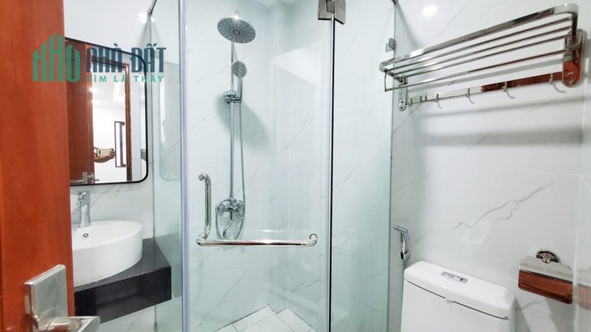 Bán Nhà 5 Tầng Xây Mới Khu An Dương Vương Tây Hồ DT 33m 5 Tầng MT 4 m Giá 4 tỷ