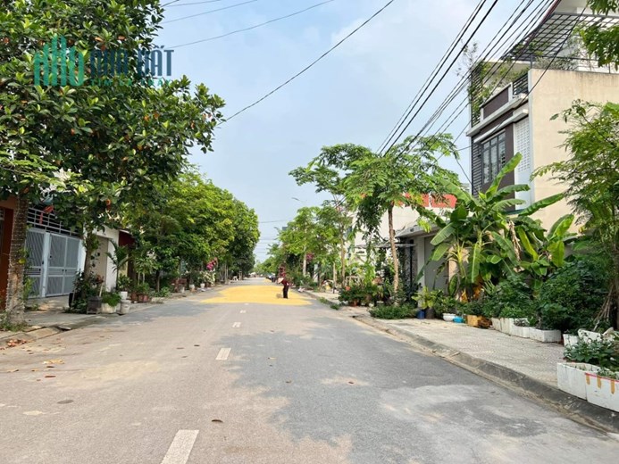 Bán đất đường Lê Anh Tuấn, Khu DC Tỉnh Ủy giá vỡ nợ