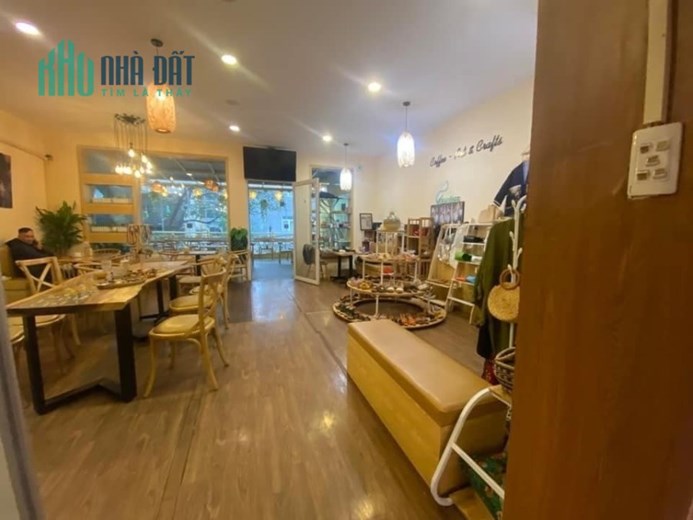 Bán Nhà Mặt Phố Chùa Bộc, Lô Góc, Mặt Tiền Khủng 10,8m, Giá Chỉ 36,5 Tỷ