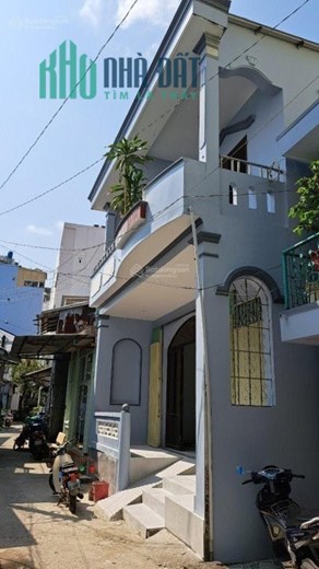 Cho thuê nhà nguyên căn tại tại 5/4 khu phố 2 thị trấn Dương Đông nằm trong chợ đêm Dinh Cậu, Phú