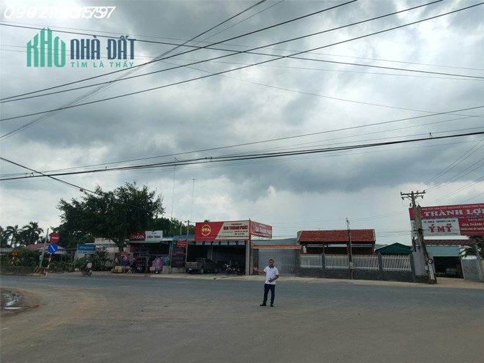 Cơ Hội Đầu Tư Tuyệt Vời - Bán Đất Mặt Tiền Thổ Cư tại Hoà Thành, Tây Ninh
