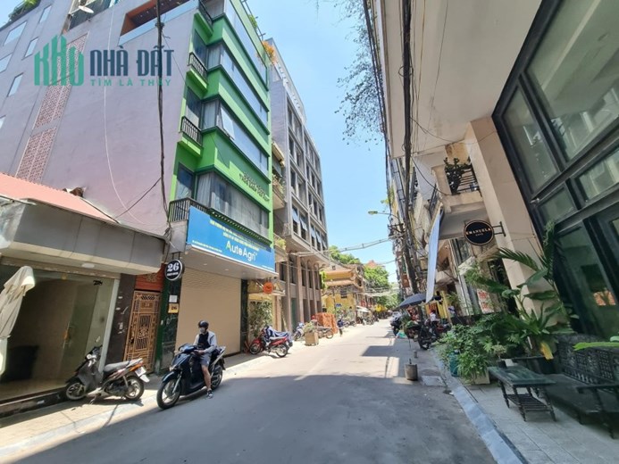 BÁN NHÀ HUỲNH THÚC KHÁNG, Ô TÔ, LÔ GÓC, KD, 65m2 4T MT4.5m, GIÁ 9.99 TỶ