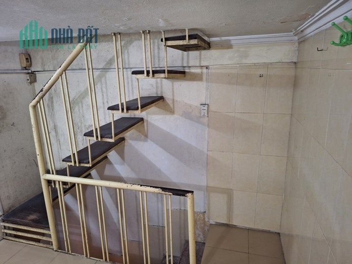 Chính chủ cho thuê nhà 12m2 x 4 tầng tại ngõ 107/32 Hồng Mai, Hai Bà Trưng