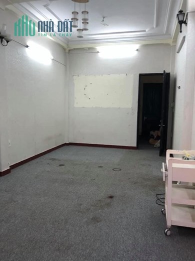 Chính  chủ cho thuê phòng và cửa hàng tại ngõ 44 Phố Võ Thị Sáu - P Thanh Nhàn - Q Hai Bà Trưng - HN