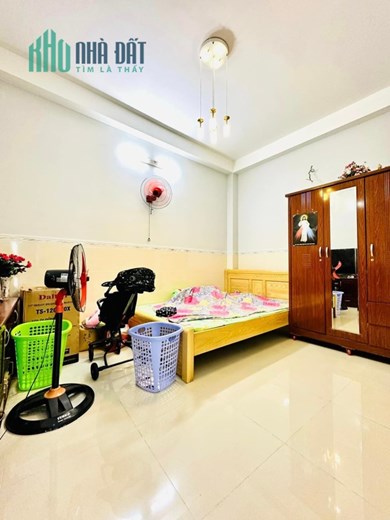 NHÀ NGUYỄN ĐÌNH CHIỂU P2 Quận 3 - 5 TẦNG BTCT - HXH đi ngang nhà