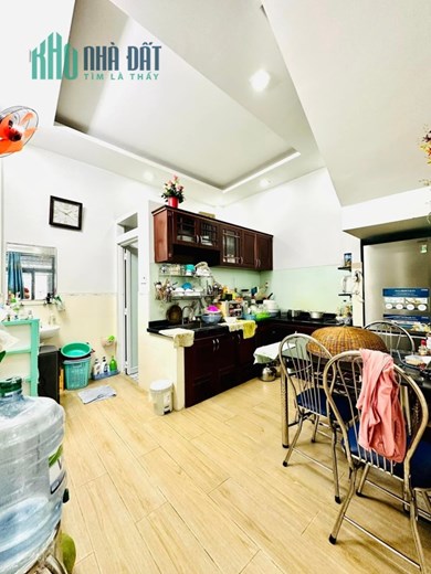 NHÀ NGUYỄN ĐÌNH CHIỂU P2 Quận 3 - 5 TẦNG BTCT - HXH đi ngang nhà