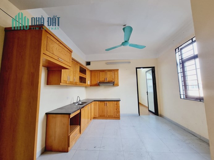 Bán nhà mặt phố Tôn Đức Thắng, đẳng cấp, 6 tầng thang máy, kinh doanh đỉnh, 45m, nhỉnh 23 tỷ.