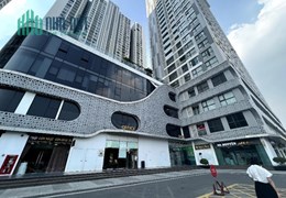 Cho thuê 2000m2 mặt bằng thương mại tại tầng 2 Vinhomes West Point Phạm Hùng