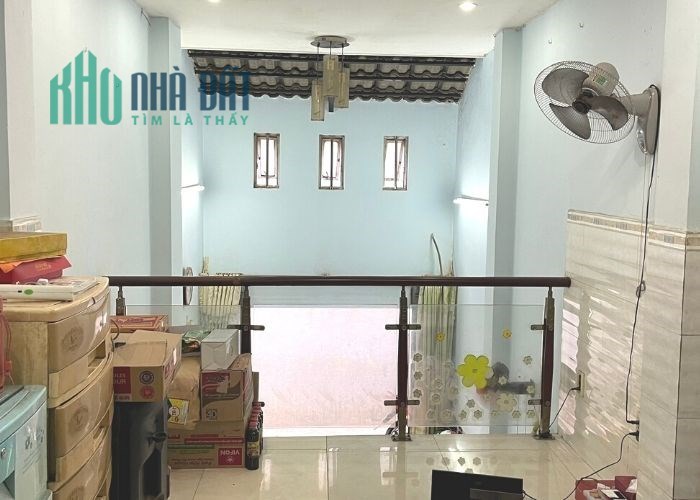 Nhà mới xây 4x10 gần nút giao Phạm Văn Bạch - Tân Sơn 3.29 tỷ