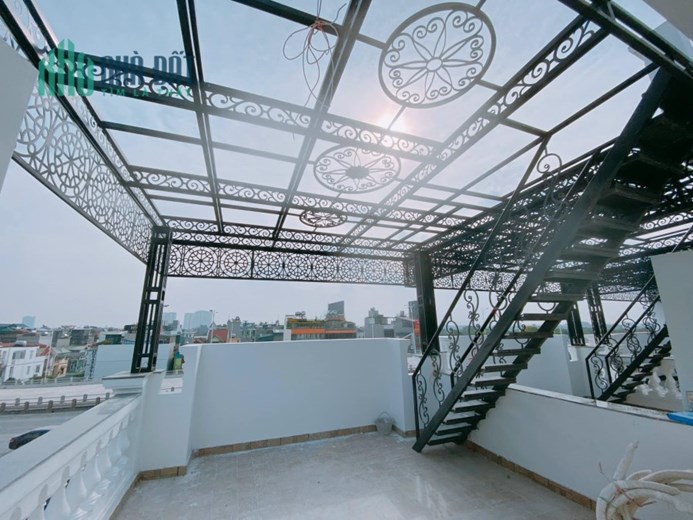 Bán nhà Bồ Đề, Gara, ngõ thông, gần hồ 50m x 5T chỉ 6 tỷ 8 Thương lượng