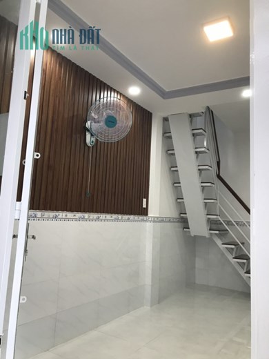 CẦN BÁN NHÀ QUẬN 7 HẼM TÂN HƯNG QUẬN 7 GIÁ 2,1 TỶ