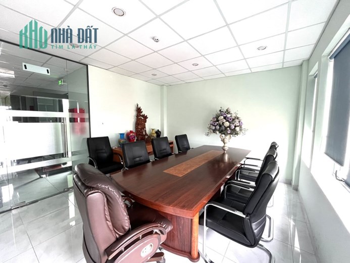 MKG CÒN 01 DIỆN TÍCH CHO THUÊ: - 30M2 GIÁ 8TR - TẦNG 5 VIEW BAN CÔNG THOÁNG MÁT