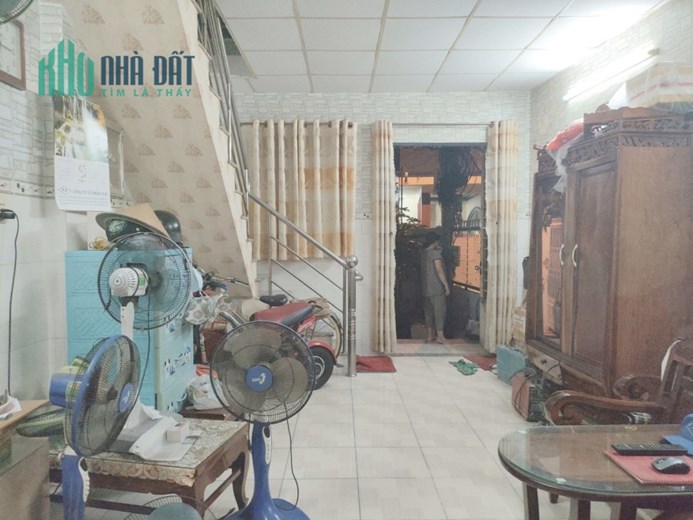 Bán nhà Mặt tiền 198 Đỗ Xuân Hợp quận 9. 4x15, 2 tầng. Chỉ 3.85 tỷ thương lượng