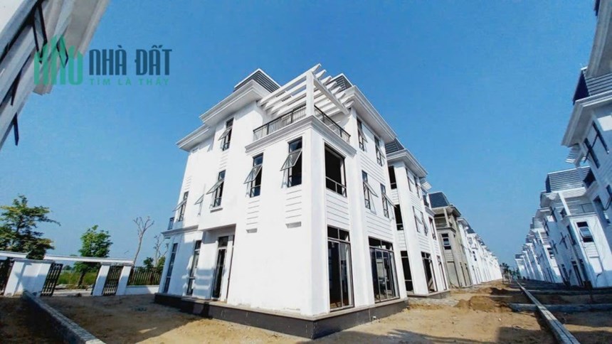 5 SUẤT NGOẠI GIAO DỰ ÁN HUD MÊ LINH, VÀO TIỀN GIÃN 9 ĐỢT HOẶC CK ĐẾN 19%/NĂM. LH 0346130081