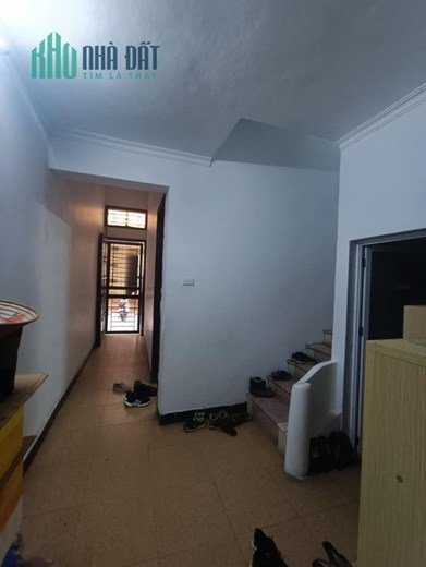 Bán căn nhà 37m2 phố Yên Phụ, Tây Hồ Dân xây 5 phòng 10m 2 Ô tô tránh 3.4 Tỷ