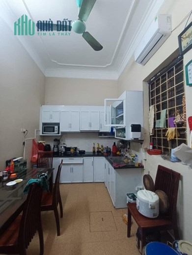 Bán nhà 37m2 phố Yên Phụ, Tây Hồ Dân xây 5 phòng ngủ 10m Ô tô tránh 3.5 Tỷ