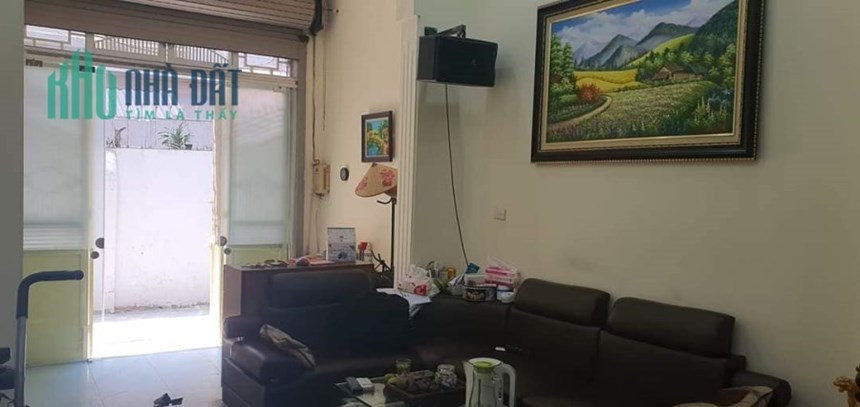Bán căn nhà 37m2 phố Yên Phụ, Tây Hồ Chủ tự xây 5 phòng ngủ 1 nhà ra phố 3.6 Tỷ