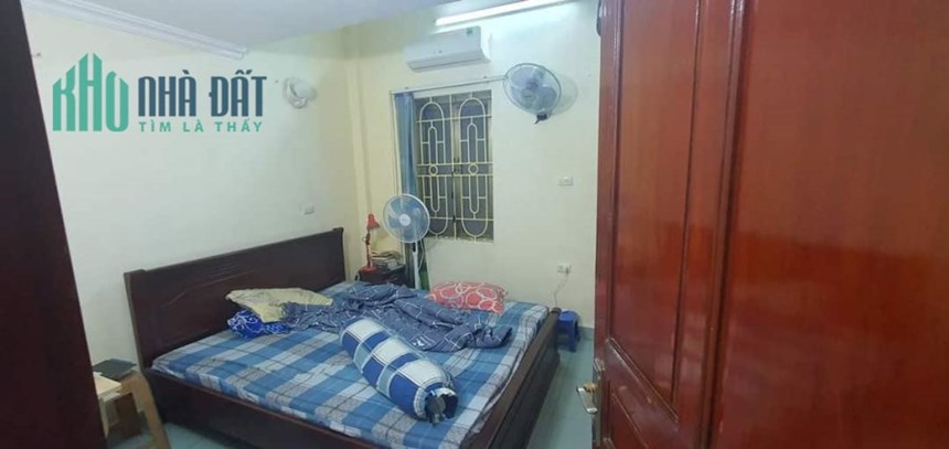 Bán căn nhà 37m2 phố Yên Phụ, Tây Hồ Chủ tự xây 5 phòng ngủ 1 nhà ra phố 3.6 Tỷ