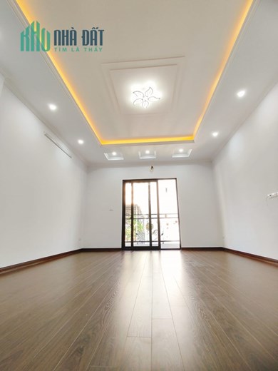 Bán căn nhà 36m2 phố Yên Phụ, Tây Hồ Chủ tự xây 5 ngủ 10m Mặt phố 3.6 Tỷ