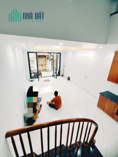 Bán căn nhà 39m2 phố Yên Phụ, Tây Hồ Dân xây 5 phòng ngủ 10m 2 Ô tô tránh 3.6 Tỷ