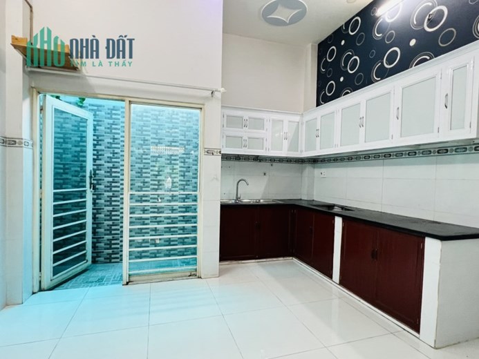 Nhà hẻm nhựa xe tải Tân Tạo, Bình Tân - 3 tầng 3 PN giá chỉ nhỉnh 4 Tỷ