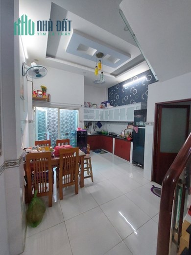 Nhà hẻm nhựa xe tải Tân Tạo, Bình Tân - 3 tầng 3 PN giá chỉ nhỉnh 4 Tỷ