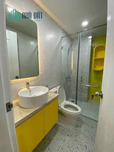 Giảm 3 tỷ Bán gấp nhà 5 tầng Hà huy Giáp,Thạnh Xuân Quận 12 giá chỉ 1,5 tỷ