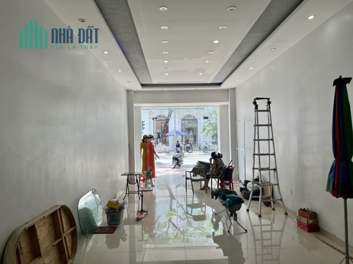 Cho thuê nhà phố trung tâm gần nhà Hát Lớn Hồng Bàng Hải Phòng