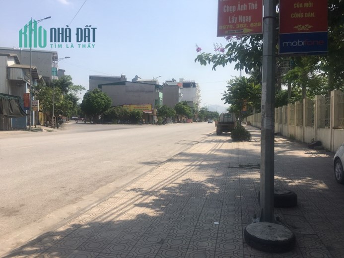 CHÍNH CHỦ CẦN SANG NHƯỢNG LẠI MẶT BẰNG VÀ ĐỒ TRONG QUÁN