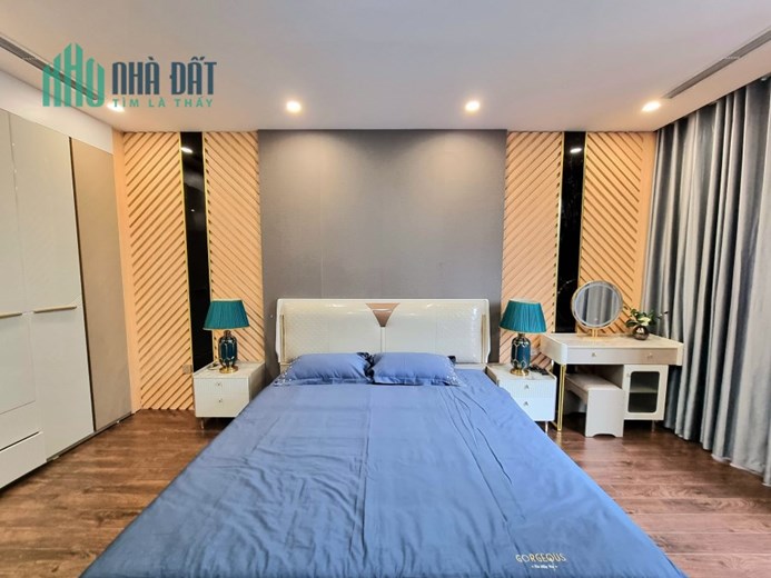 Bán nhà phố Nguyễn Ngọc Nại, Thanh Xuân 120m, 4 tầng, mt 6m. Giá: 20.5 tỷ