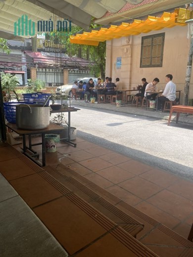 Cần sang nhượng lại quán cơm Văn Phòng và toàn bộ khách hàng tại quán + Ship đi ạ