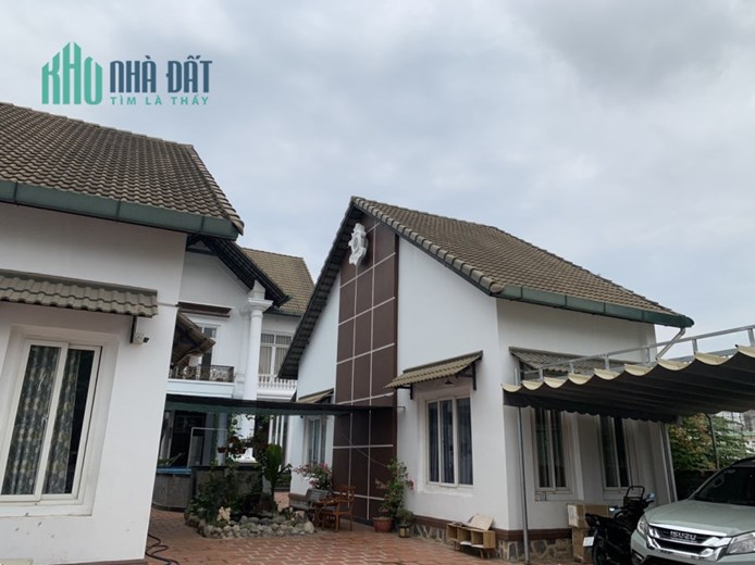 Chính chủ bán nhanh biệt thự đẹp 865m2 đường Hoàng Hữu Nam, phường Tân Phú, quận 9.TP.HCM