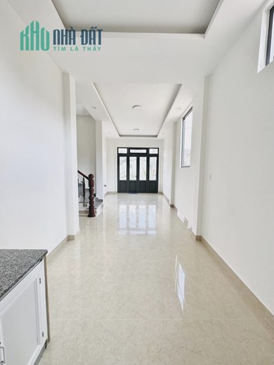 Bán gấp nhà đẹp đường Mê Linh, P9, Đà Lạt hẻm ô tô giá chỉ 4.3 tỷ