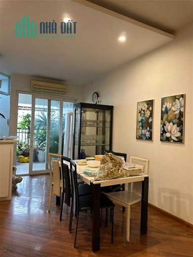 CHUNG CƯ HOÀNG ĐẠO THÚY, NHÀ ĐẸP, 3 NGỦ, 2WC, LÔ GÓC, TẦNG TRUNG 152.5m2, 5.55 TỶ