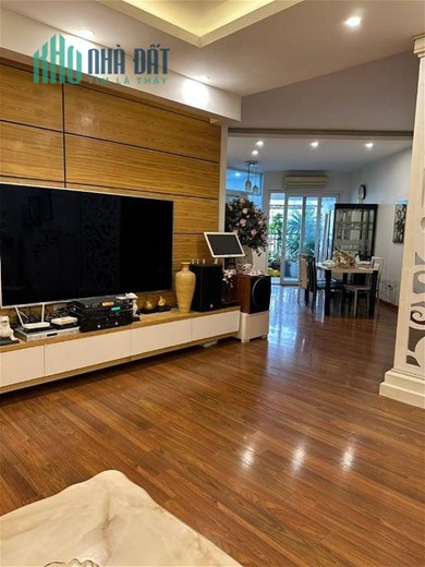 CHUNG CƯ HOÀNG ĐẠO THÚY, NHÀ ĐẸP, 3 NGỦ, 2WC, LÔ GÓC, TẦNG TRUNG 152.5m2, 5.55 TỶ