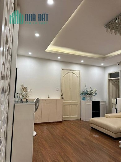 CHUNG CƯ HOÀNG ĐẠO THÚY, NHÀ ĐẸP, 3 NGỦ, 2WC, LÔ GÓC, TẦNG TRUNG 152.5m2, 5.55 TỶ