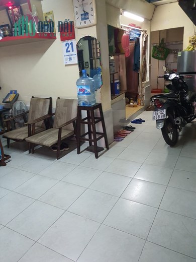 Nhà bán Tân Bình, Nguyễn Trọng Tuyển giáp Q3, ngang 6m, 48m2, 3 tầng, chỉ 4.7 tỷ
