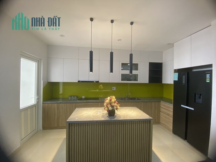 Cần bán căn hộ cao cấp ở đa thế hệ tại TT Q. Thanh Trì, Chỉ 3 tỷ sở hữu căn 127m2
