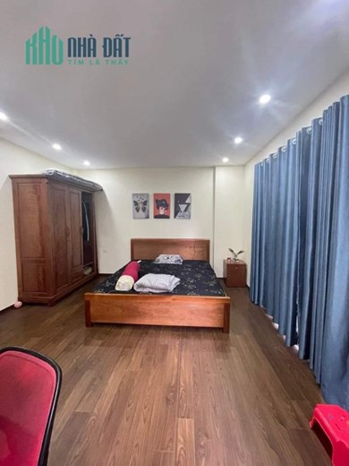 Bán nhà 31m2 phố Yên Hoa, Tây Hồ Dân xây 3 phòng ngủ 10m Mặt phố 3.1 Tỷ