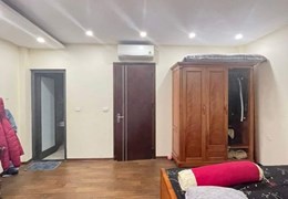 Bán ngôi nhà 31m2 phố Yên Hoa, Tây Hồ Dân xây 3 ngủ 10m Ô tô tránh 3.3 Tỷ