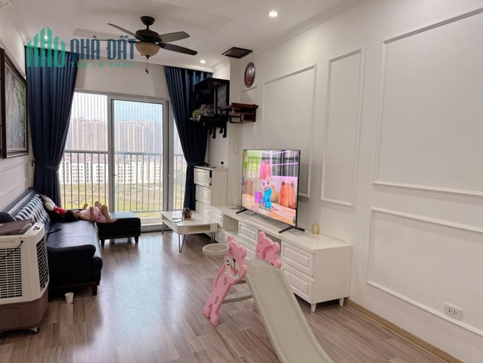 Bán căn hộ chung cư The Golden An Khánh 32T sổ hồng lâu dài 2 phòng ngủ full nội thất 66m2 ban công
