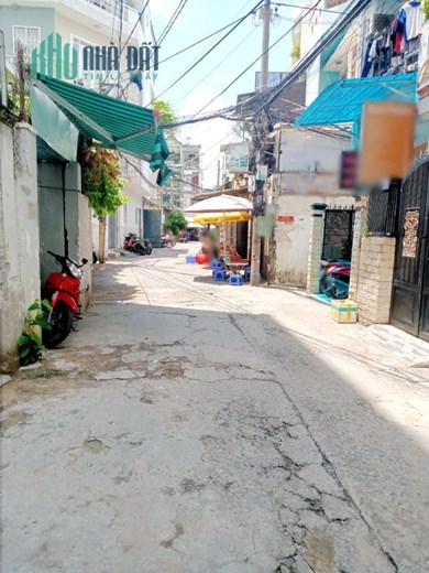 Nhà thuê 2 Tầng hẻm ô tô Nguyễn Thị Tần P2Q8 - Giá : 13 Triệu