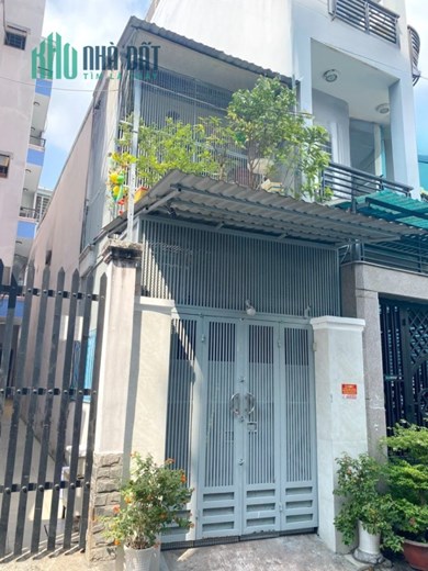 Nhà bán 2 Tầng Hẻm thẳng 4m Dương Bá Trạc P1Q8 - Giá : 4 Tỷ (TL)