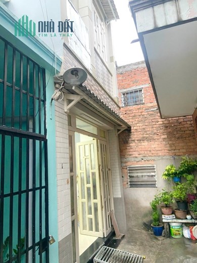 Cho thuê NNC hẻm 184 Âu Dương Lân P3Q8. Giá 8 triệu