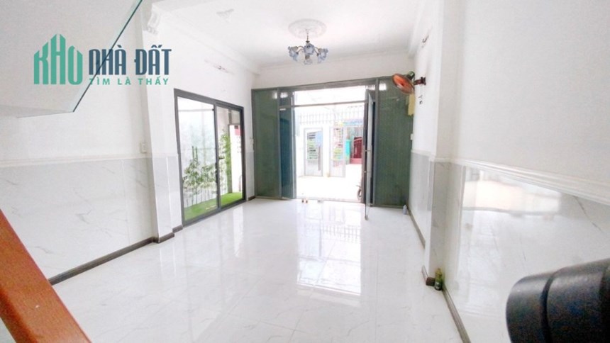 Nhà mới (5x16 trệt/2 lầu) mặt tiền Mai Hắc Đế P15Q8 - Giá 7 Tỷ