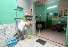 Nhà nở hậu, căn góc đường Cao Xuân Dục P12.Q8. 55m2. Giá 3,2 tỷ bớt lộc