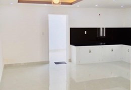 Bán nhà Nơ Trang Long, P13, QBT, 88 m2, 3 tầng, Giá chỉ 7.3 Tỷ.