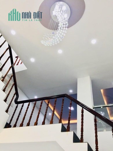 Bán nhà Nơ Trang Long, P13, QBT, 88 m2, 3 tầng, Giá chỉ 7.3 Tỷ.